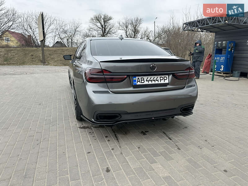 Седан BMW 7 Series 2018 в Киеве