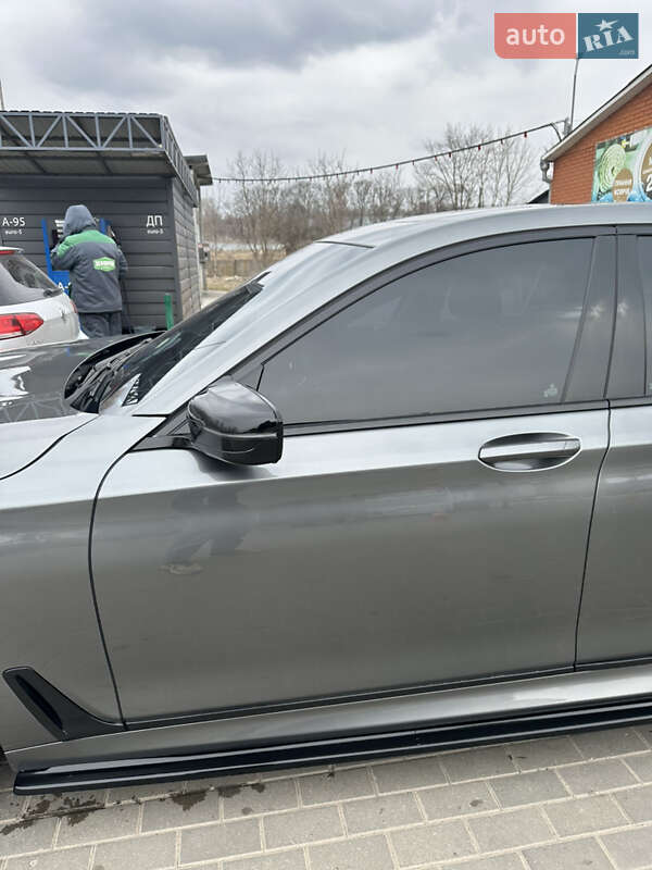 Седан BMW 7 Series 2018 в Киеве