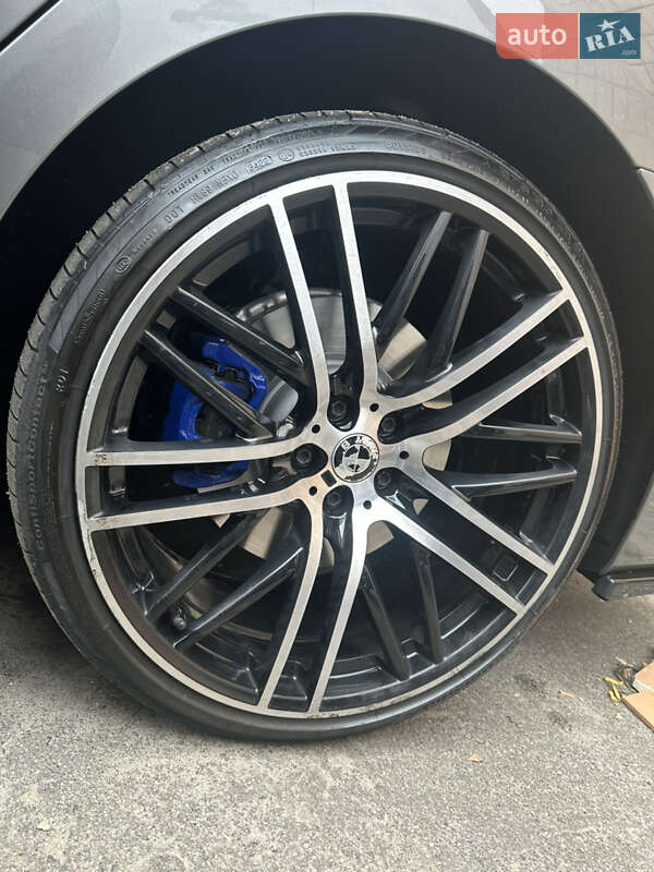 Седан BMW 7 Series 2018 в Киеве