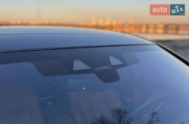 Седан BMW 7 Series 2016 в 