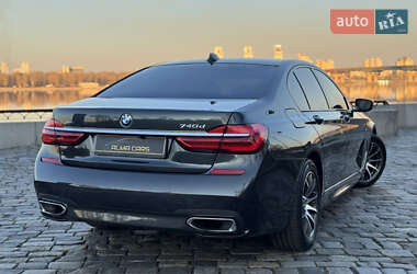 Седан BMW 7 Series 2016 в 