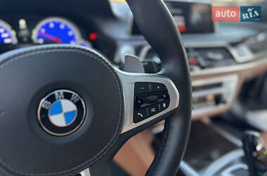 Седан BMW 7 Series 2016 в 