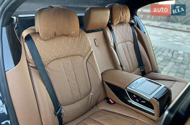 Седан BMW 7 Series 2016 в 