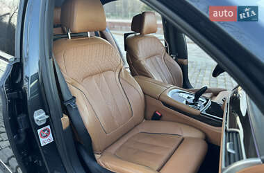 Седан BMW 7 Series 2016 в 