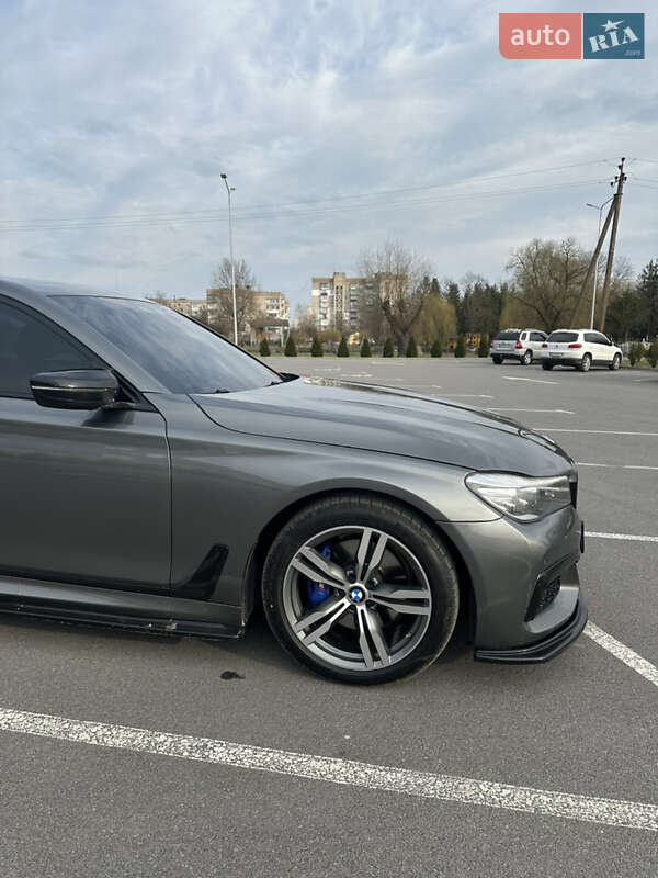 Седан BMW 7 Series 2018 в Киеве