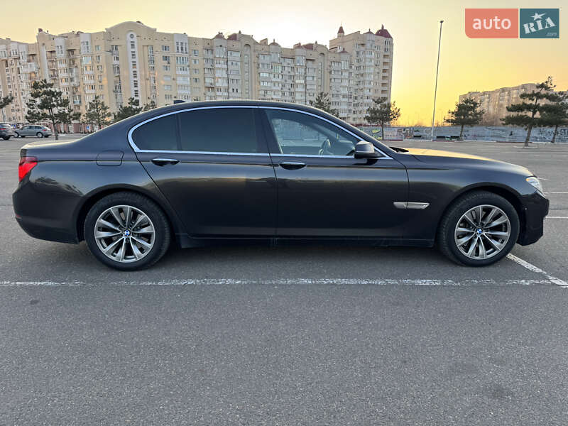 Седан BMW 7 Series 2014 в Николаеве фото 5 Седан BMW 7 Series 2014 в Николаеве