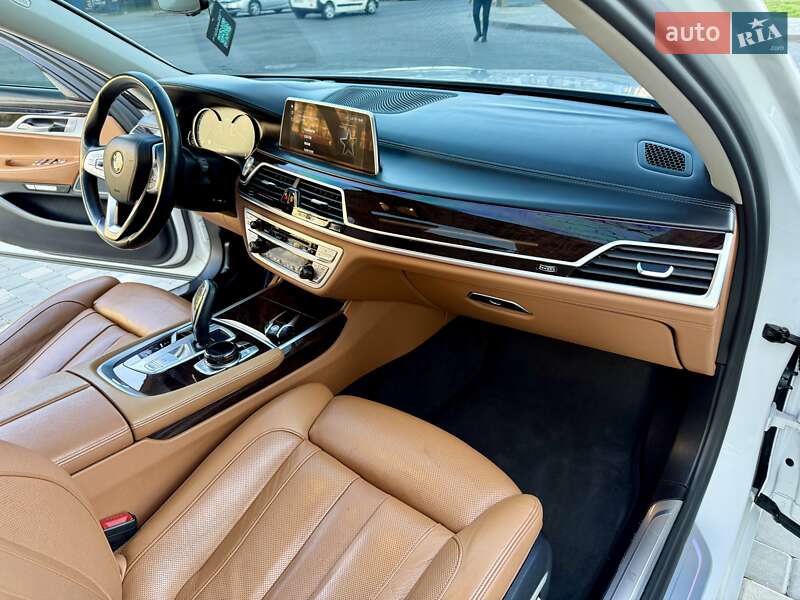Седан BMW 7 Series 2017 в Одесі