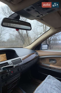 Седан BMW 7 Series 2002 в 