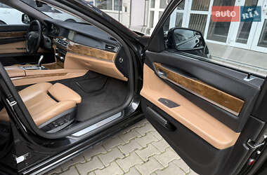 Седан BMW 7 Series 2012 в Одесі