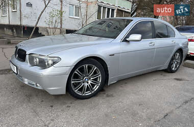 Седан BMW 7 Series 2002 в 
