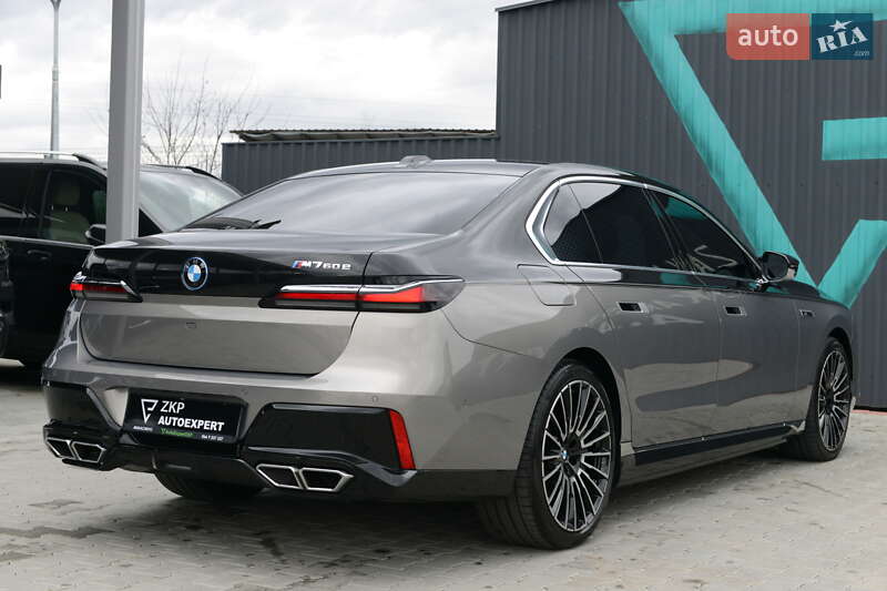 Седан BMW 7 Series 2024 в Мукачево