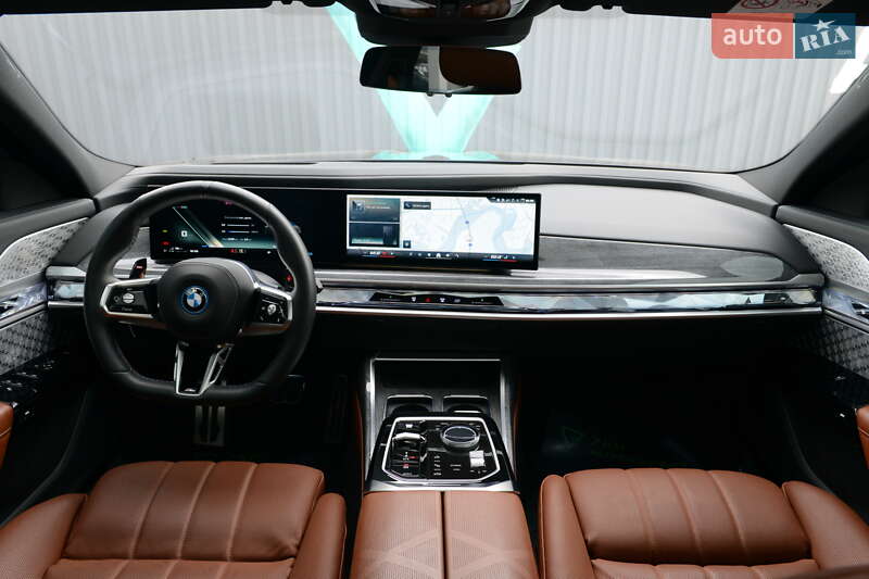 Седан BMW 7 Series 2024 в Мукачево