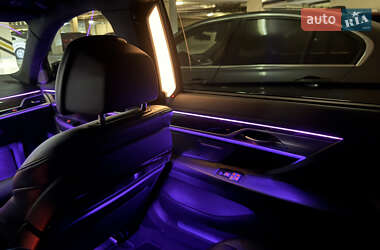 Седан BMW 7 Series 2019 в 