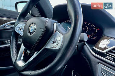Седан BMW 7 Series 2019 в 
