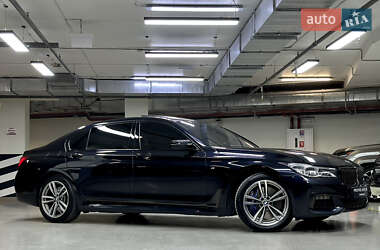 Седан BMW 7 Series 2017 в 