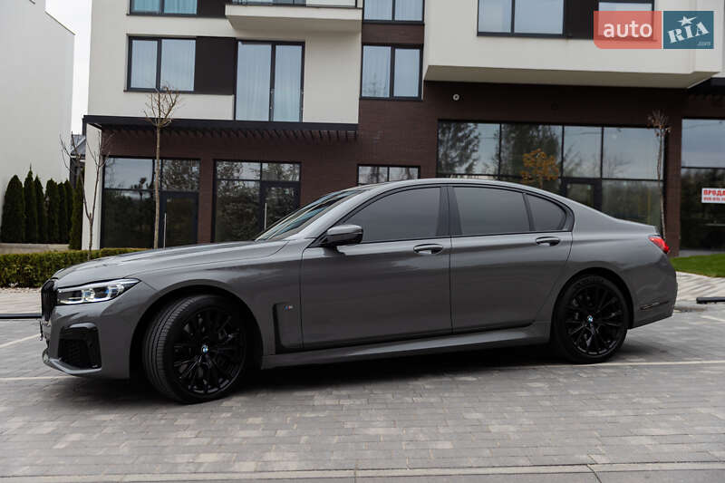 Седан BMW 7 Series 2021 в Ужгороде