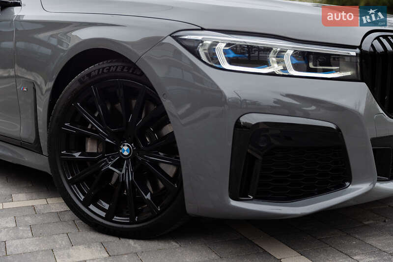 Седан BMW 7 Series 2021 в Ужгороде