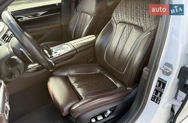 Седан BMW 7 Series 2018 в 