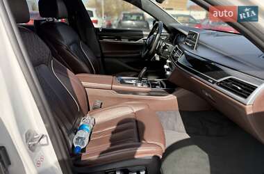 Седан BMW 7 Series 2018 в 