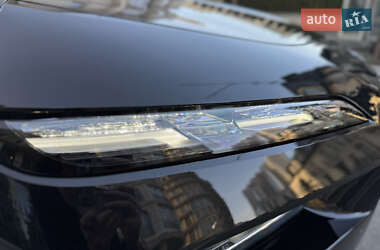 Седан BMW 7 Series 2023 в 