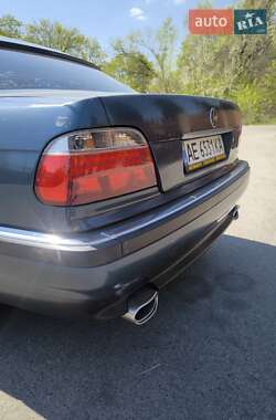 Седан BMW 7 Series 1995 в 