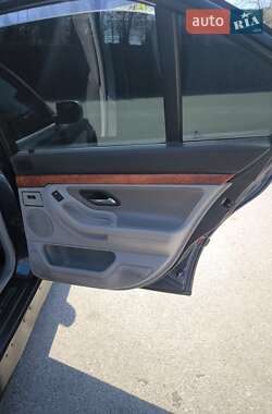 Седан BMW 7 Series 1995 в 