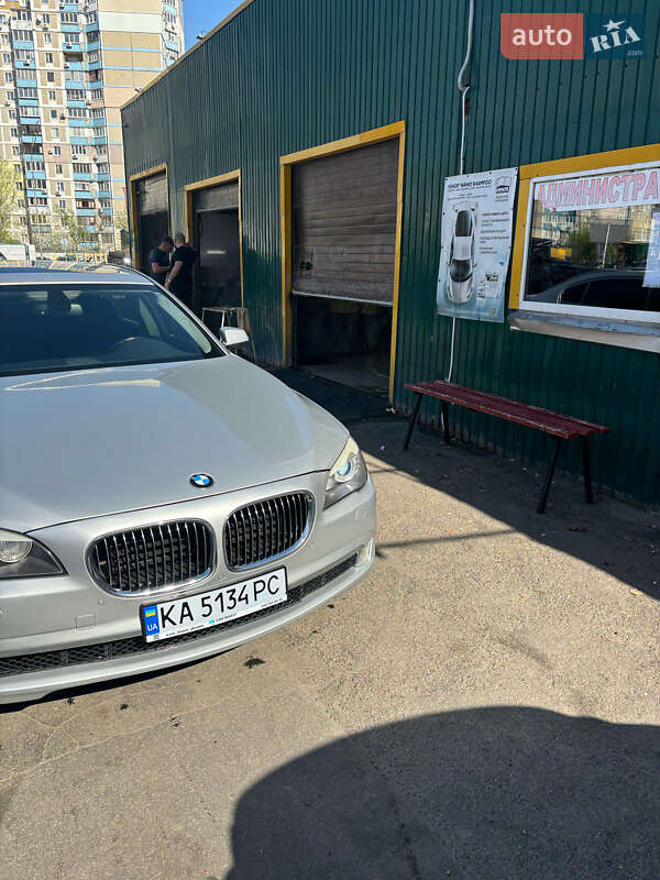 Седан BMW 7 Series 2011 в Киеве фото 19 Седан BMW 7 Series 2011 в Киеве