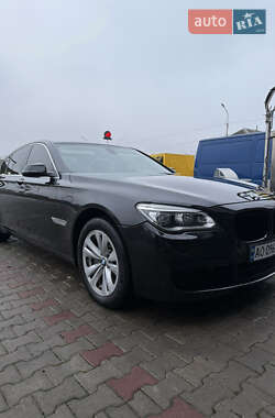 Седан BMW 7 Series 2014 в 