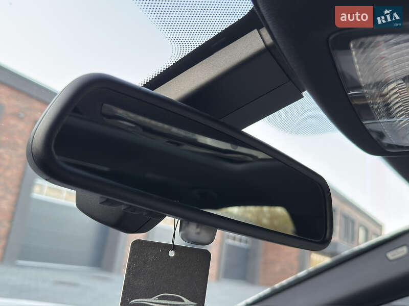 Седан BMW 7 Series 2013 в Черновцах