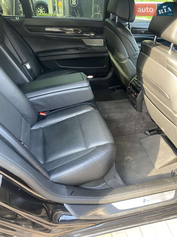 Седан BMW 7 Series 2014 в Днепре