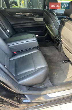 Седан BMW 7 Series 2014 в 