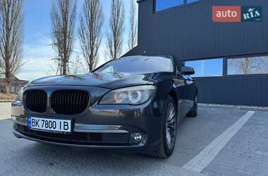 Седан BMW 7 Series 2009 в 