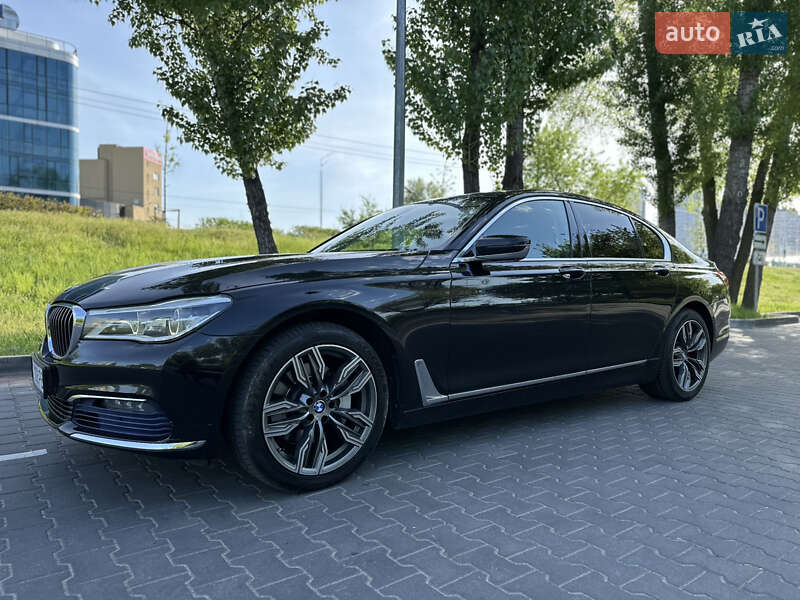 Седан BMW 7 Series 2016 в Киеве