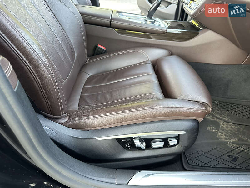 Седан BMW 7 Series 2016 в Киеве