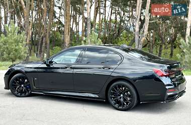 Седан BMW 7 Series 2022 в 