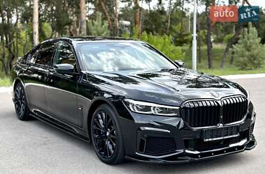 Седан BMW 7 Series 2022 в 
