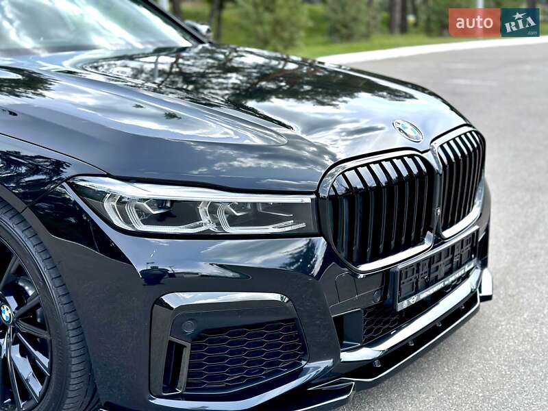 Седан BMW 7 Series 2022 в Києві