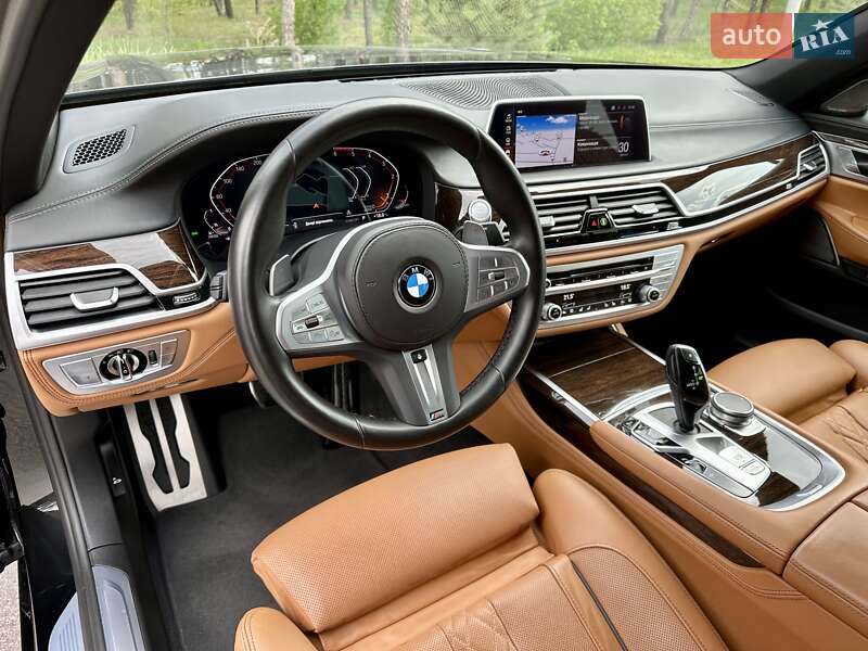 Седан BMW 7 Series 2022 в Києві