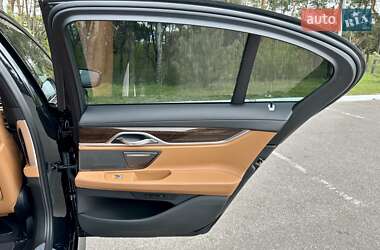 Седан BMW 7 Series 2022 в 