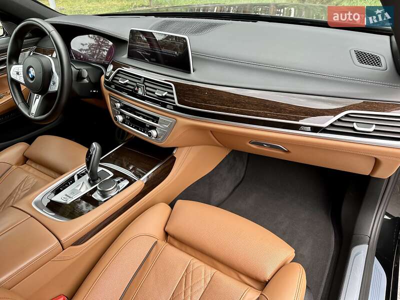 Седан BMW 7 Series 2022 в Києві