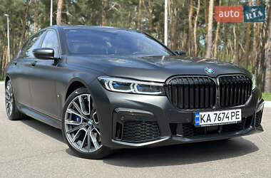 Седан BMW 7 Series 2022 в 