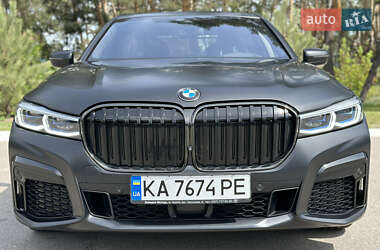 Седан BMW 7 Series 2022 в 