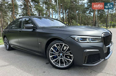 Седан BMW 7 Series 2022 в 
