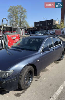 Седан BMW 7 Series 2002 в 