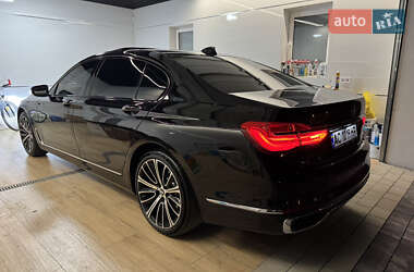 Седан BMW 7 Series 2016 в Івано-Франківську