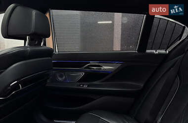 Седан BMW 7 Series 2017 в 