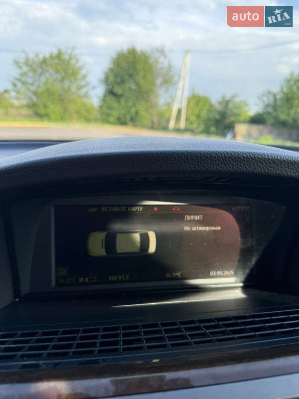 Седан BMW 7 Series 2003 в Чернівцях