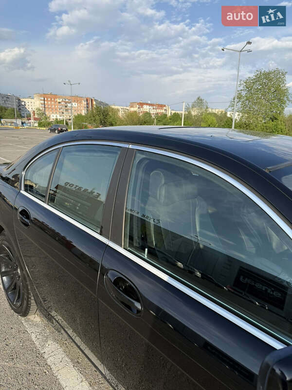 Седан BMW 7 Series 2003 в Чернівцях