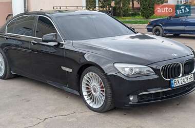 Седан BMW 7 Series 2010 в 