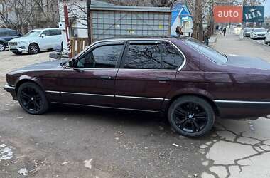 Седан BMW 7 Series 1993 в 